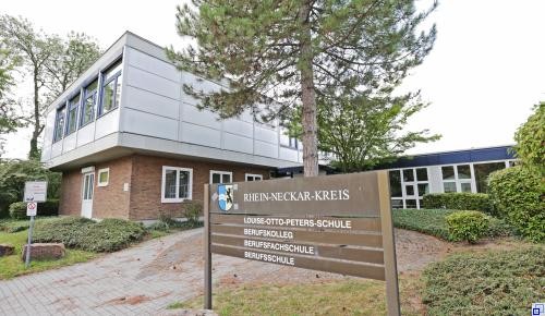 Altes Schulgebäude Louise-Otto-Peters-Schule